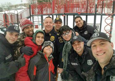 Kids Were Playing In A Park After A Snowstorm. A Few Cops Stopped Them And You Won’t Believe What They Did!